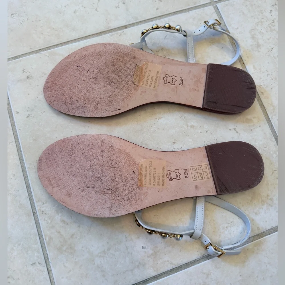 Tory Burch White Pearl-Trim T-Strap Sandals - Picture 4 of 4